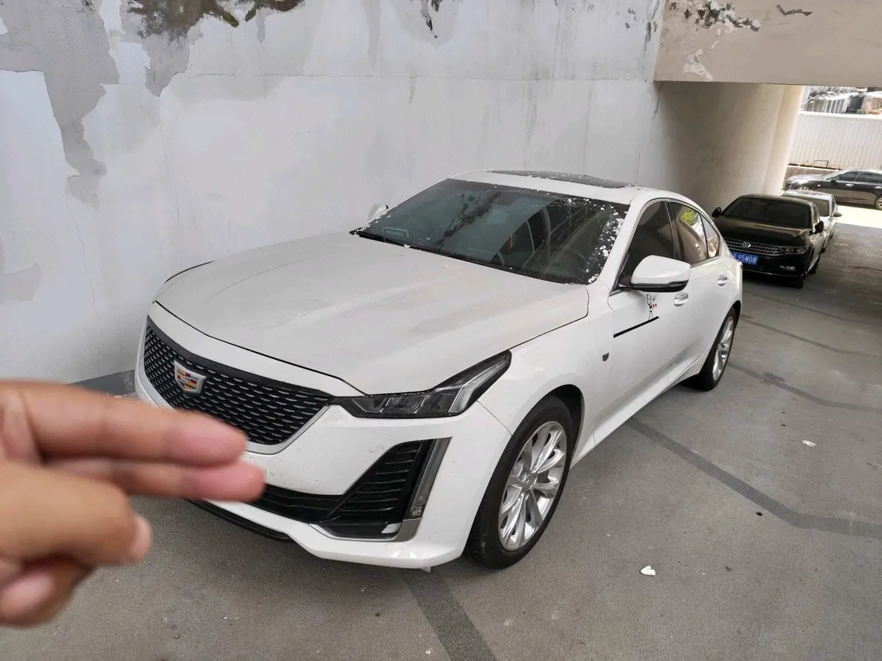 Open image lightbox: Cadillac 2021 CT5 2.0T 28T luxury automatic gear