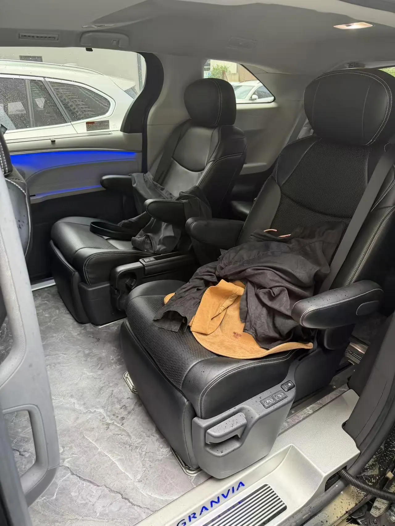 Toyota 2021 Sana 2.5 Stepless Comfort Edition Automatic Gear 5