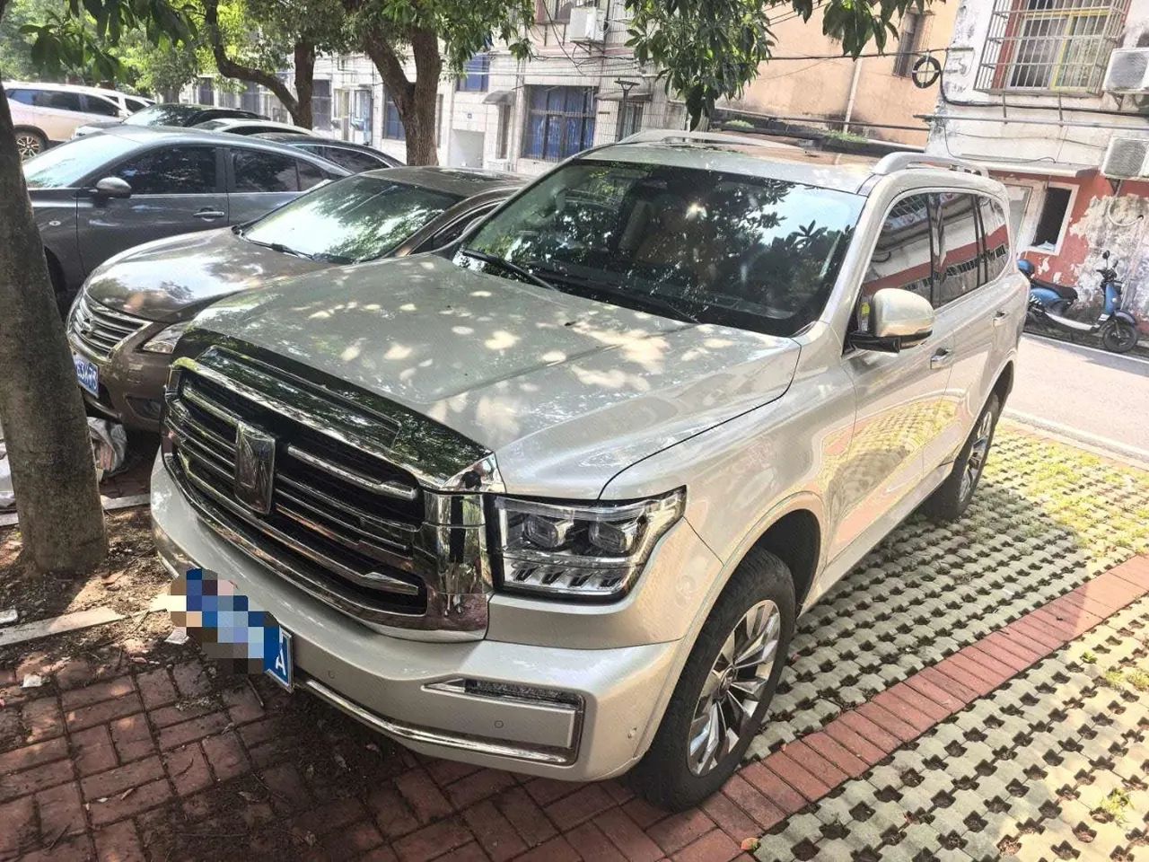 打开图片灯箱：Tank 2023 Tank 500 48V 3.0T Business Edition 5-seat Automatic Gear