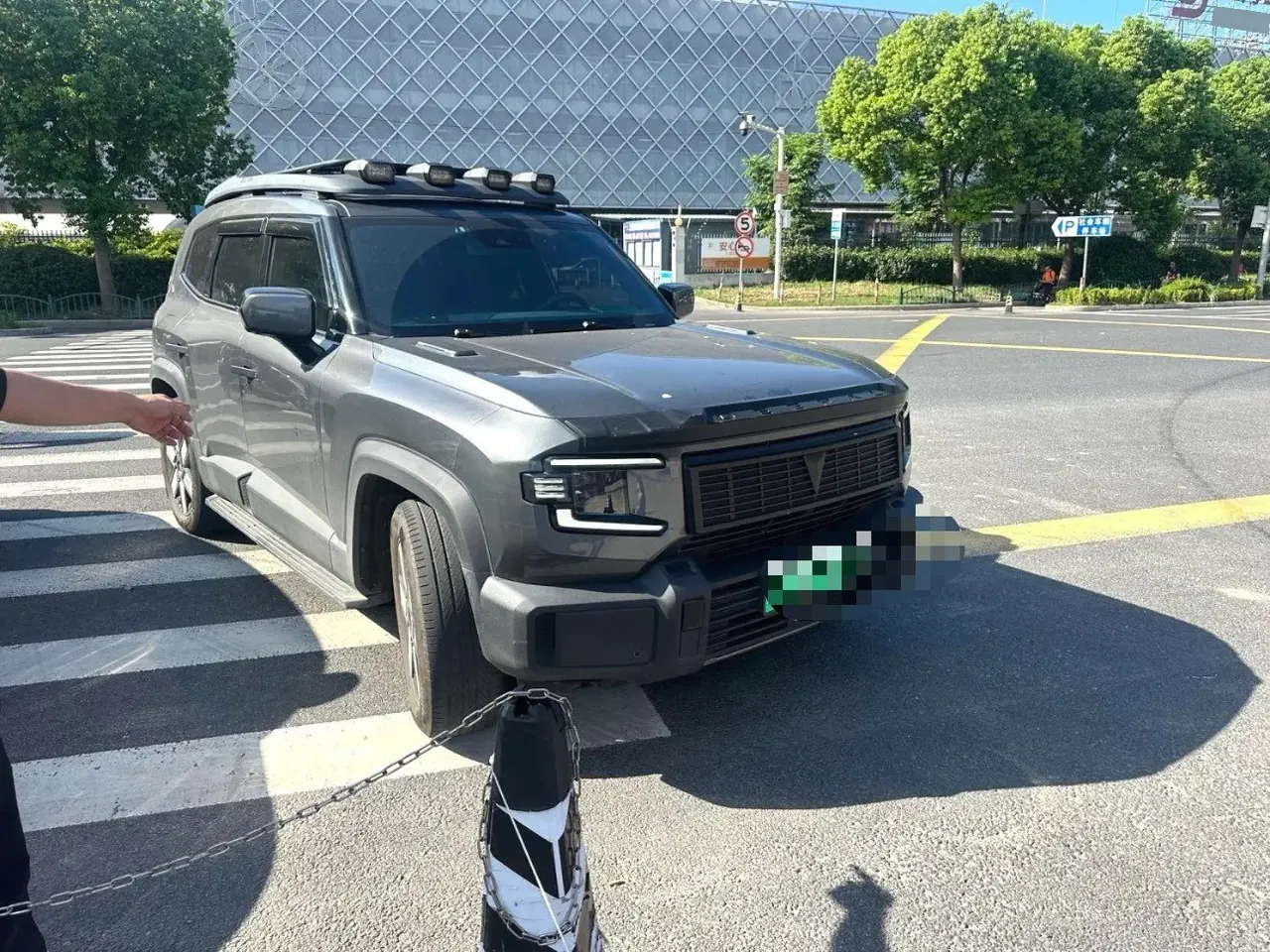 ChangAn Deepal 2024 G318 four-wheel drive air suspension version of automatic gear 2