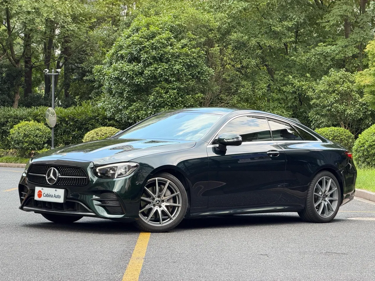打开图片灯箱:Mercedes Benz Class E (Imported) 2023 E 260 Coupe 2.0T Automatic Gear
