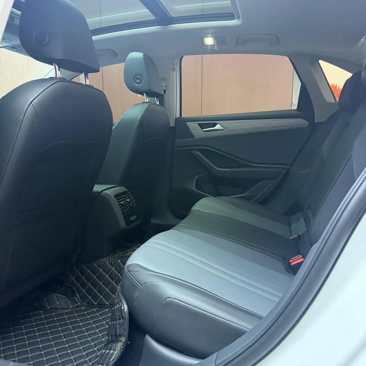 Volkswagen 2025 Sagittarius 1.5TSI 300TSI Exceed Edition (Modified) Automatic Gear 4