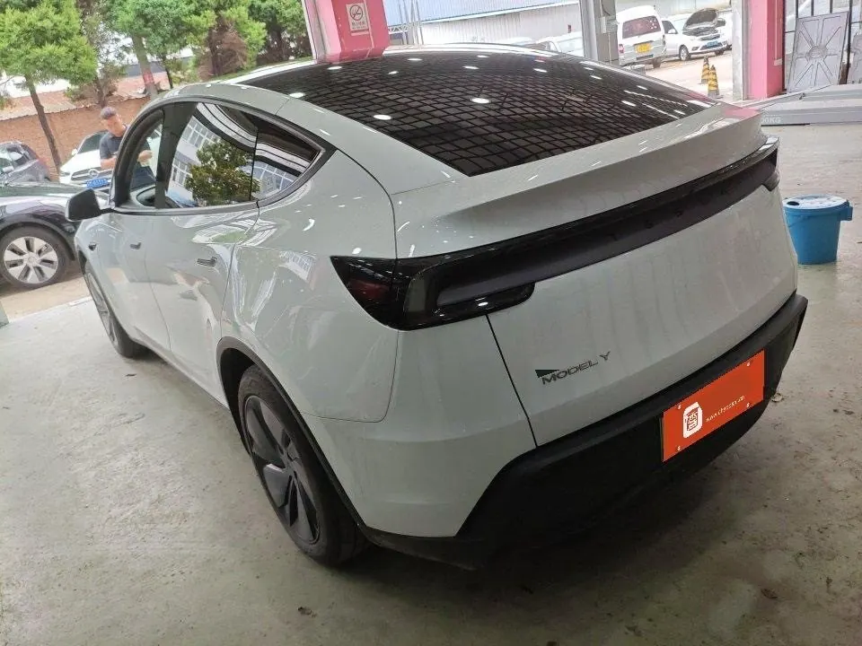 Tesla 2025 Model Y Rear Wheel Drive First Edition Automatic Transmission 4