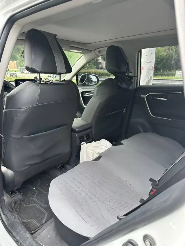 Toyota 2023 RAV4 Rongbo 2.0 Stepless Two-Drive Fashion Plus Edition Automatic Gear 3