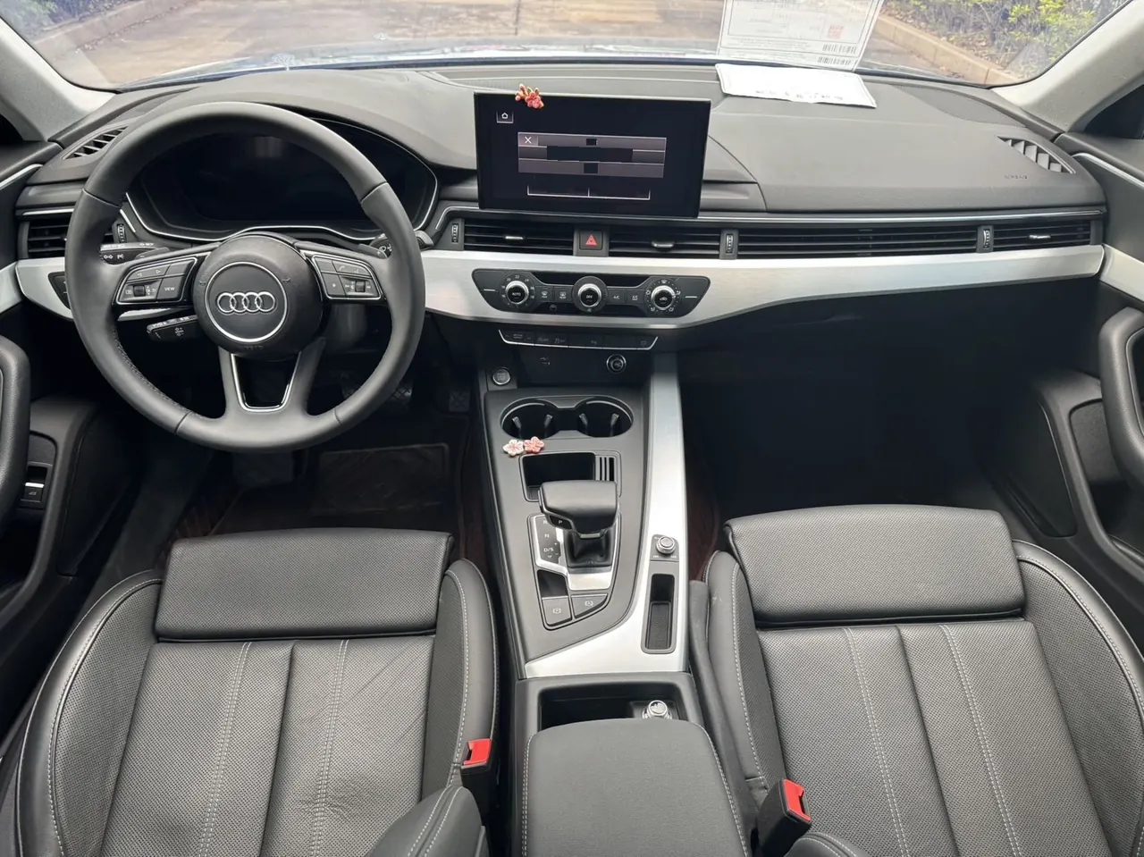 Audi 2023 A4L 2.0TFSI 40TFSI Fashion Dynamic Automatic 9