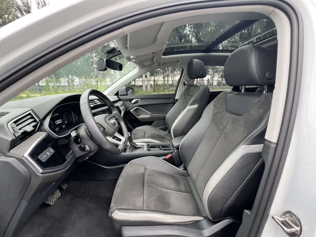 Audi 2021 Q3 1.4TFSI 35TFSI Fashion Dynamic Automatic 7