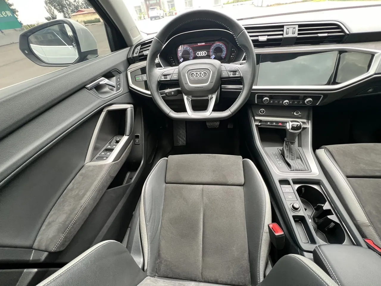 Audi 2021 Q3 1.4TFSI 35TFSI Fashion Dynamic Automatic 9