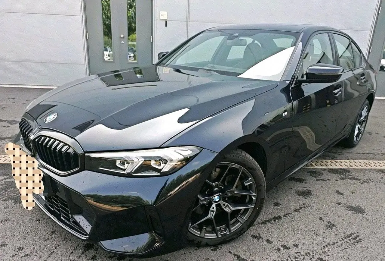 Open image lightbox: BMW 3 Series 2025 model 330i 2.0T M Sport Night Edition with automatic transmission