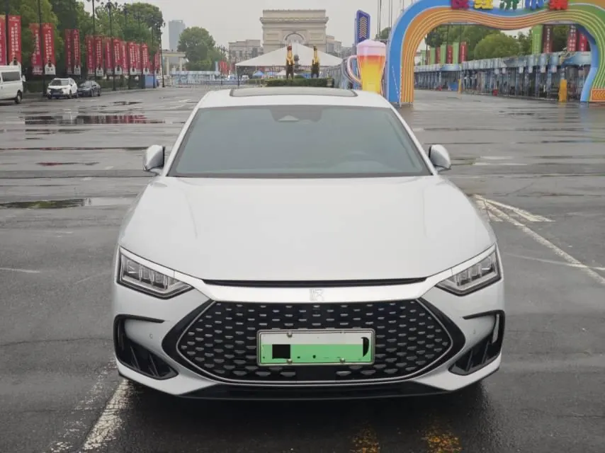 BYD 2024 Han DM-i 1.5T stepless glory version 121KM honorable automatic gear 2