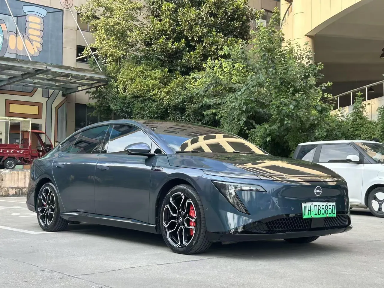 Nissan 2025 N7 625 Max Automatic 3