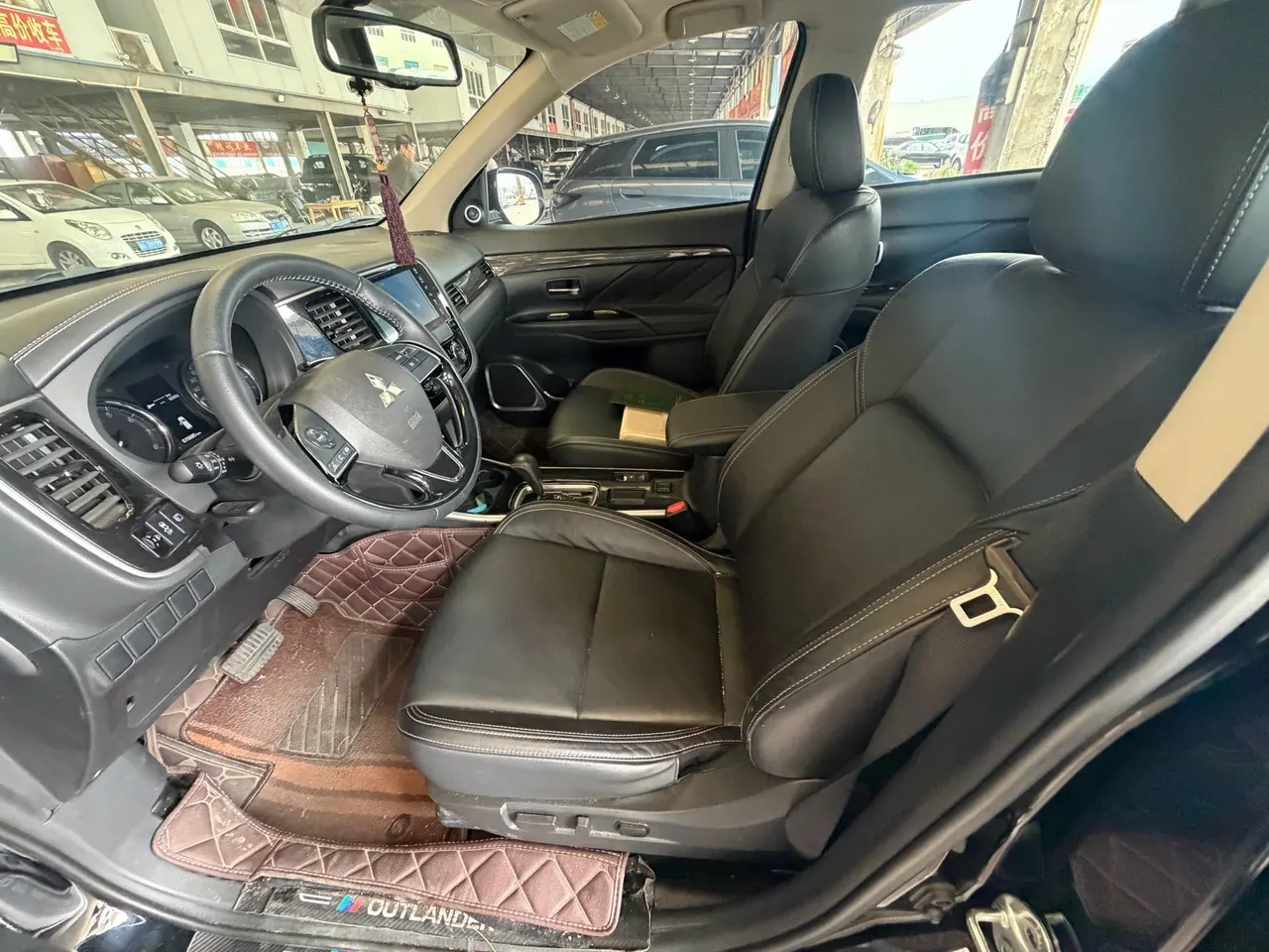Mitsubishi 2021 Outlander 2.0 Stepless Two-Drive Enjoy Edition 7-seat (Changed) Automatic Gear 5