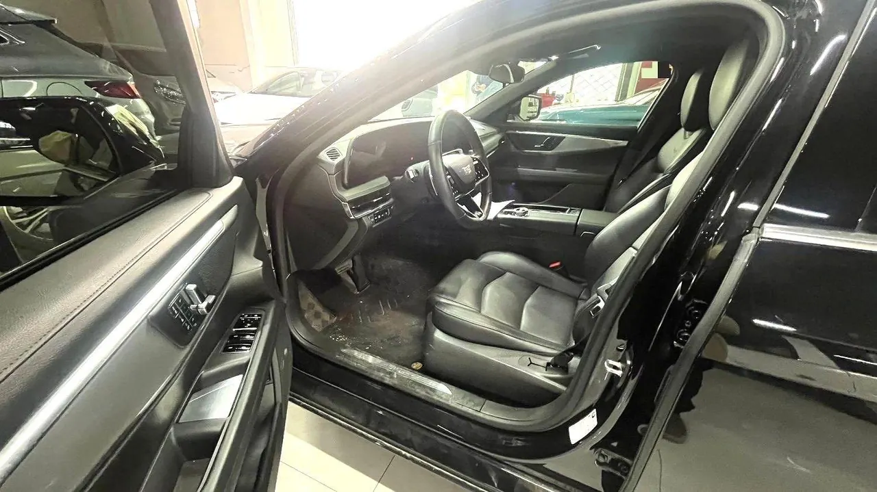 Cadillac 2023 CT6 2.0T 28T fashion automatic gear 3