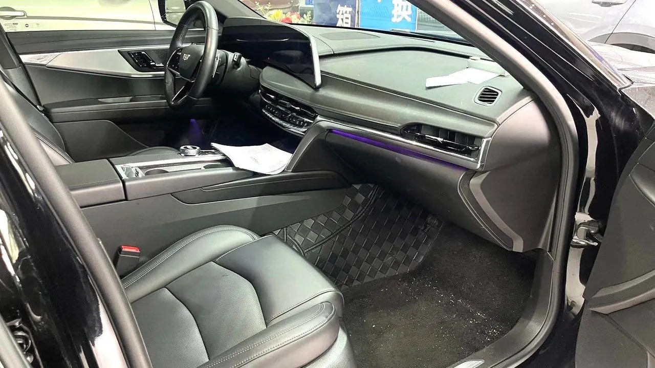Cadillac 2023 CT6 2.0T 28T fashion automatic gear 5