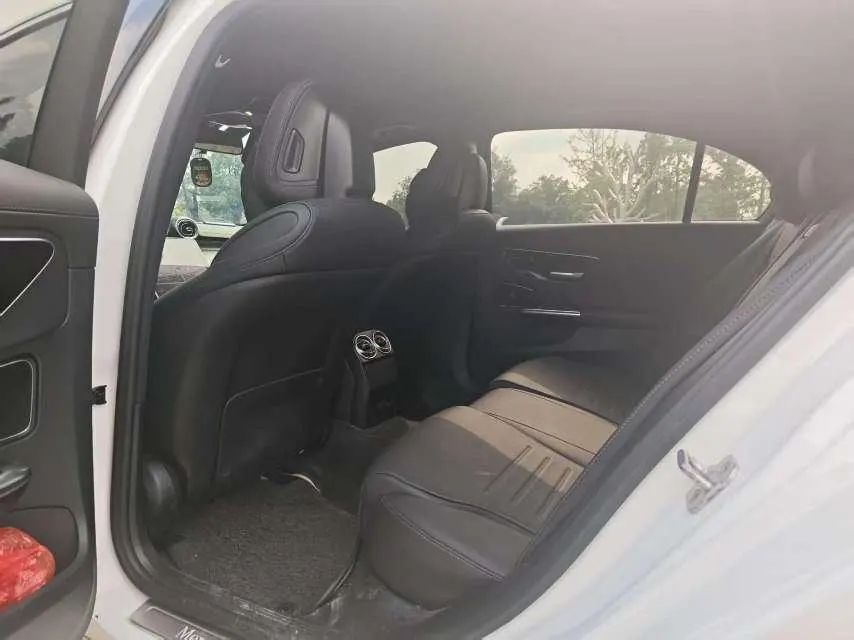 Mercedes Benz Class C 2024 C 260 L 48V 1.5T (Change 3) Automatic 3