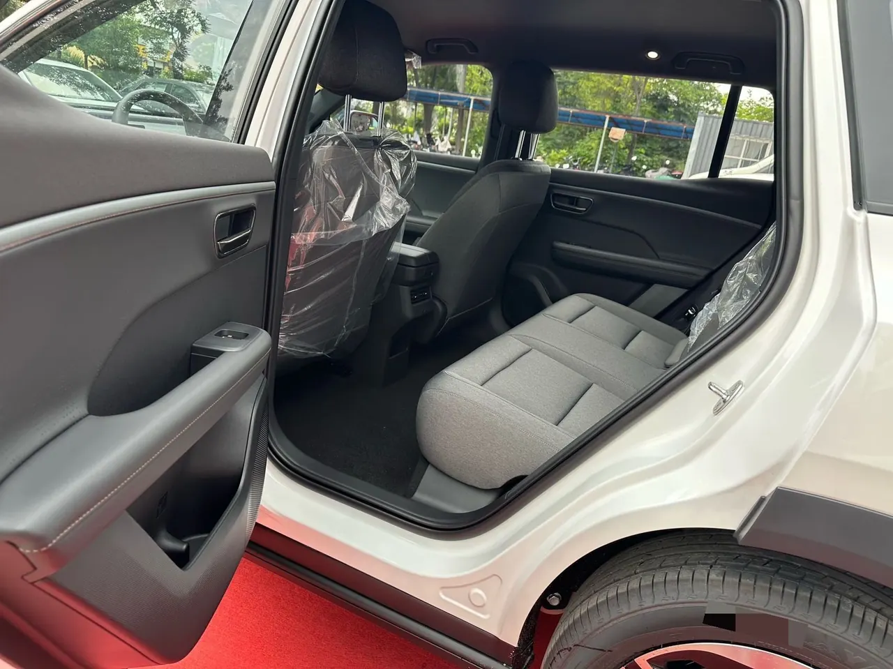 Toyota 2026 platinum wisdom 3X 430 Air automatic gear 5