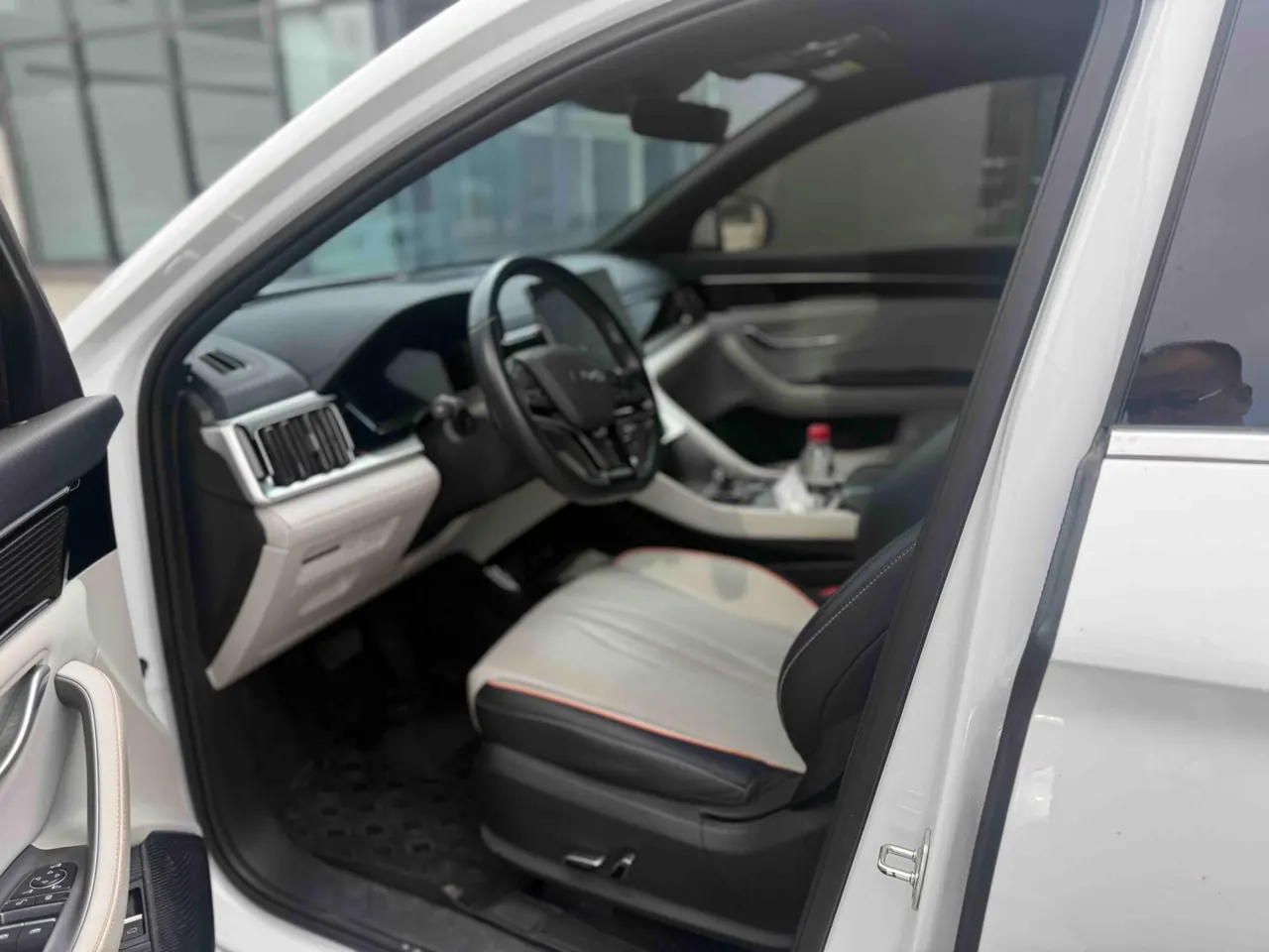 BYD 2023 Song PLUS EV Champion Edition 520KM Honorable Automatic Gear 2