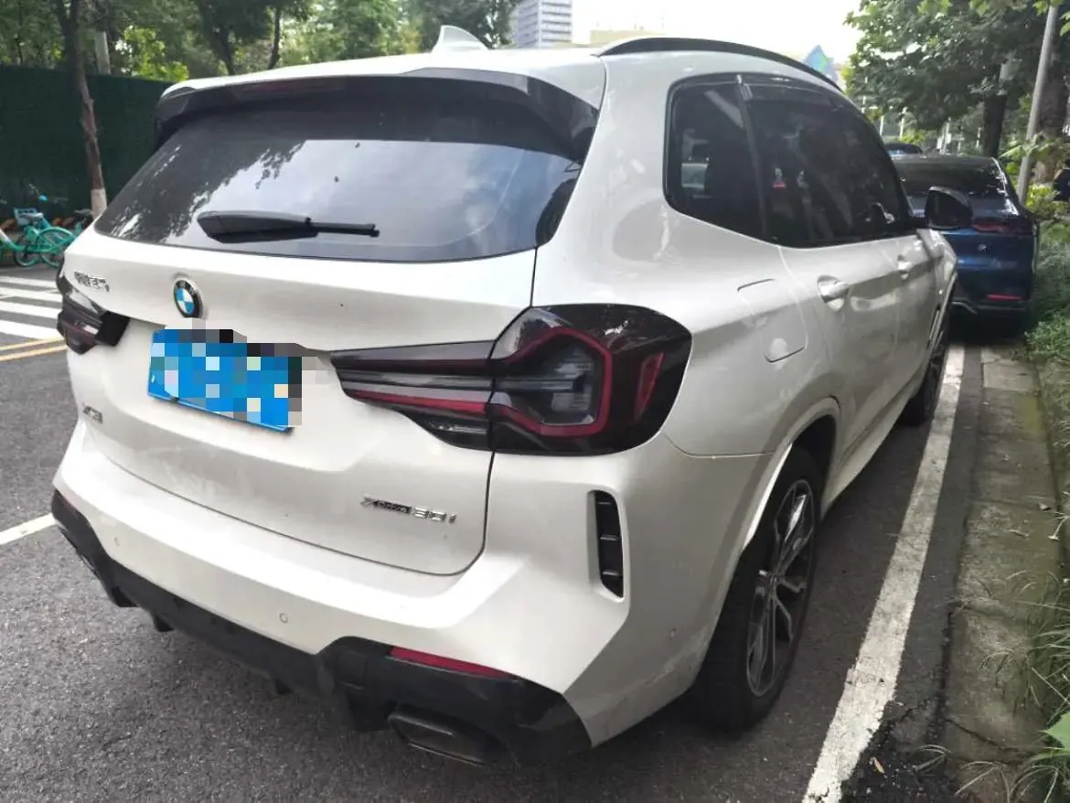 BMW 2023 X3 xDrive30i 2.0T Leading M Obsidian Night Kit (Changed) Automatic Gear 5