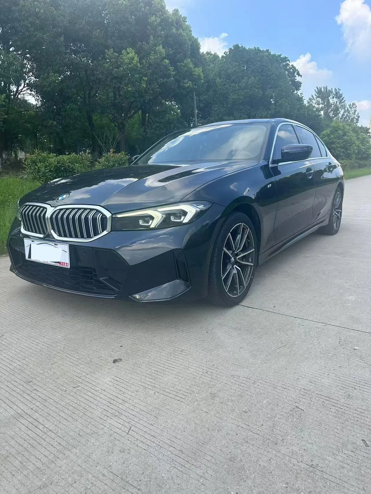 Open image lightbox: BMW 3 Series 2023 320Li 2.0T M Sports Suit Automatic Gear