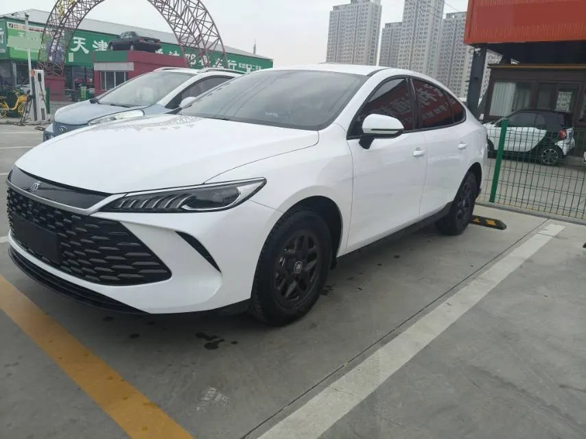 BYD 2025 Qin PLUS DM-i 1.5 stepless smart driving version 128KM aggressive automatic gear 2