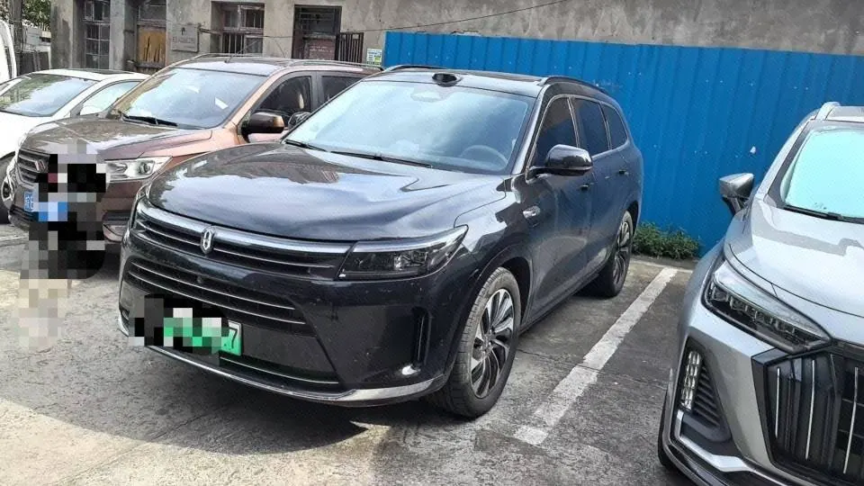 Open image lightbox: AITO 2024 AITO M7 Smart Drive Rear Drive Ultra Edition 5-seat Automatic Gear