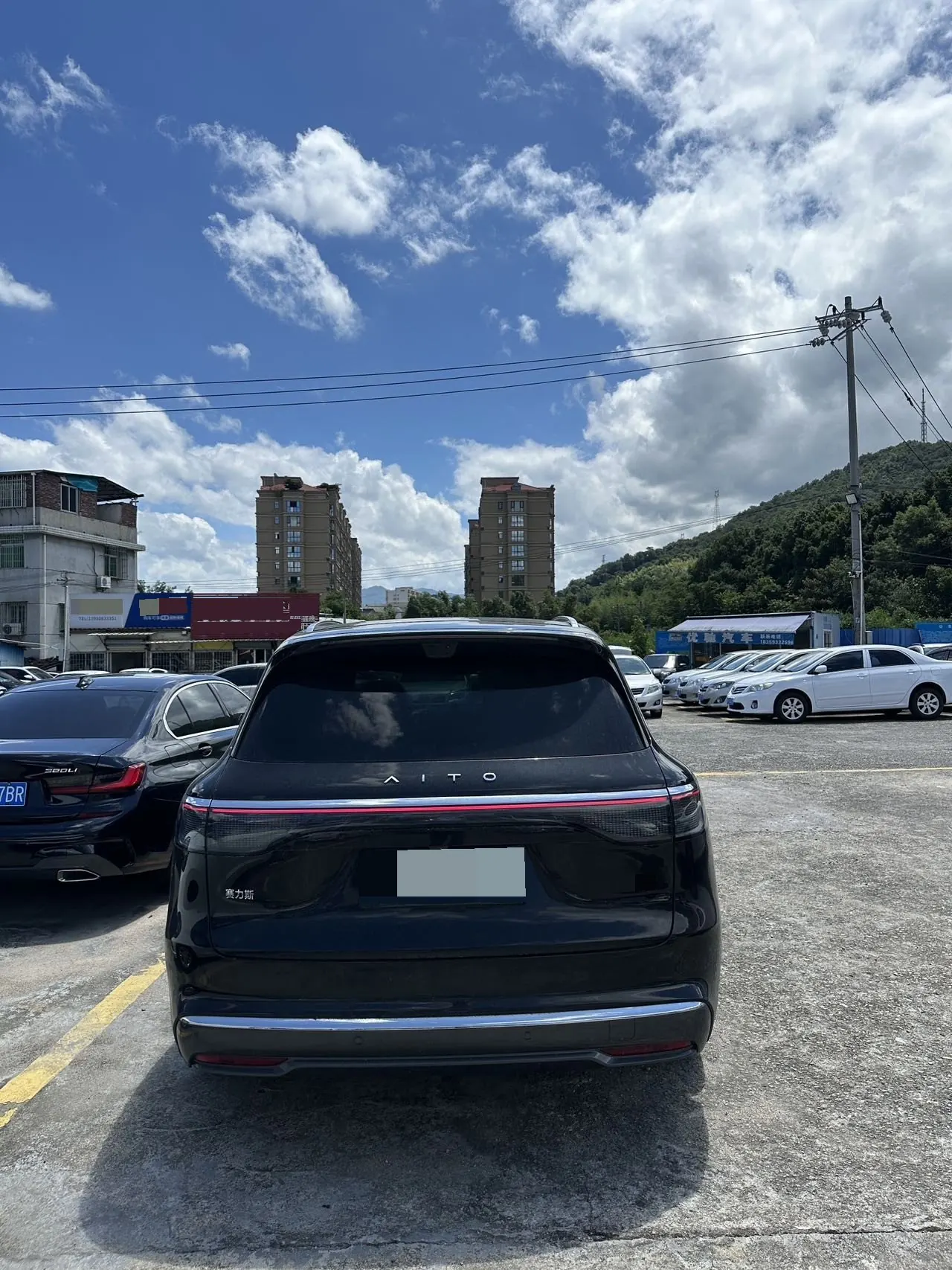 AITO 2025 AITO M8 Ultra 53.4kWh 6-seat automatic gear 8