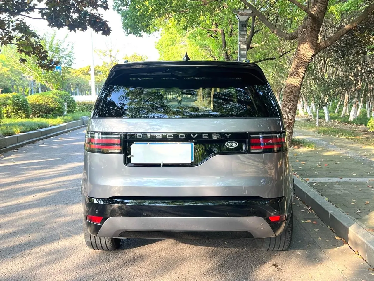 Land Rover Discovery (Imported) 2025 Discovery 5 48V 3.0T 360PS Dynamic SE Automatic Gear 12