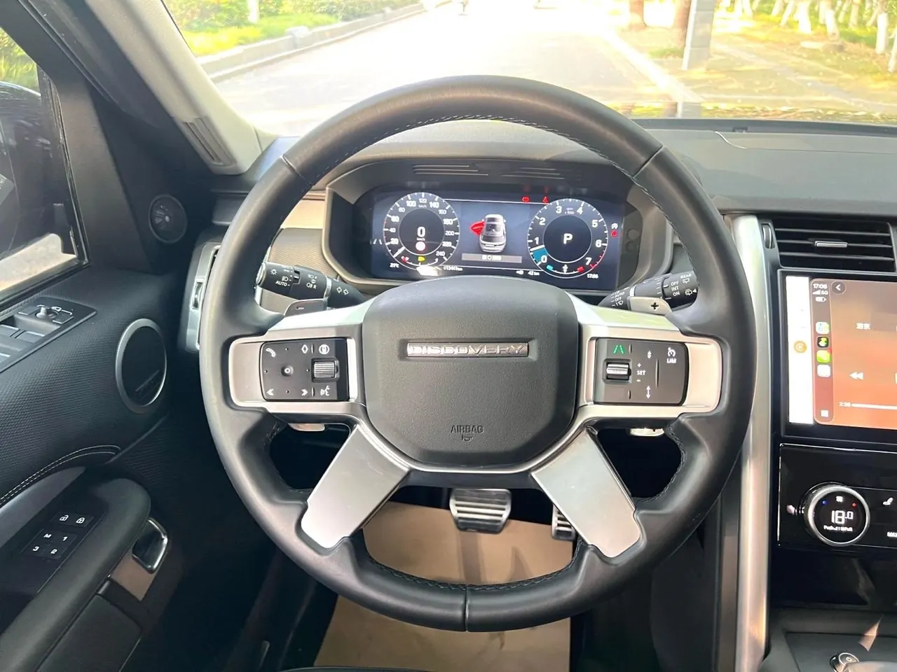 Land Rover Discovery (Imported) 2025 Discovery 5 48V 3.0T 360PS Dynamic SE Automatic Gear 7