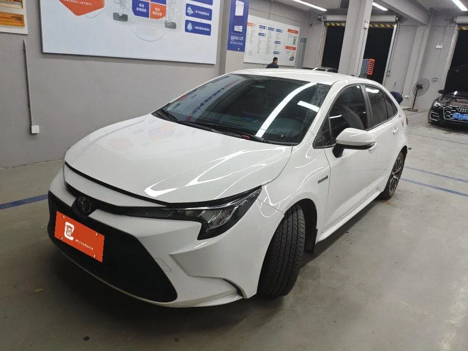打开图片灯箱:Toyota 2023 Lei Ling Shuangqing 1.8 Stepless Intelligent Electric Hybrid Leading Edition Automatic Gear