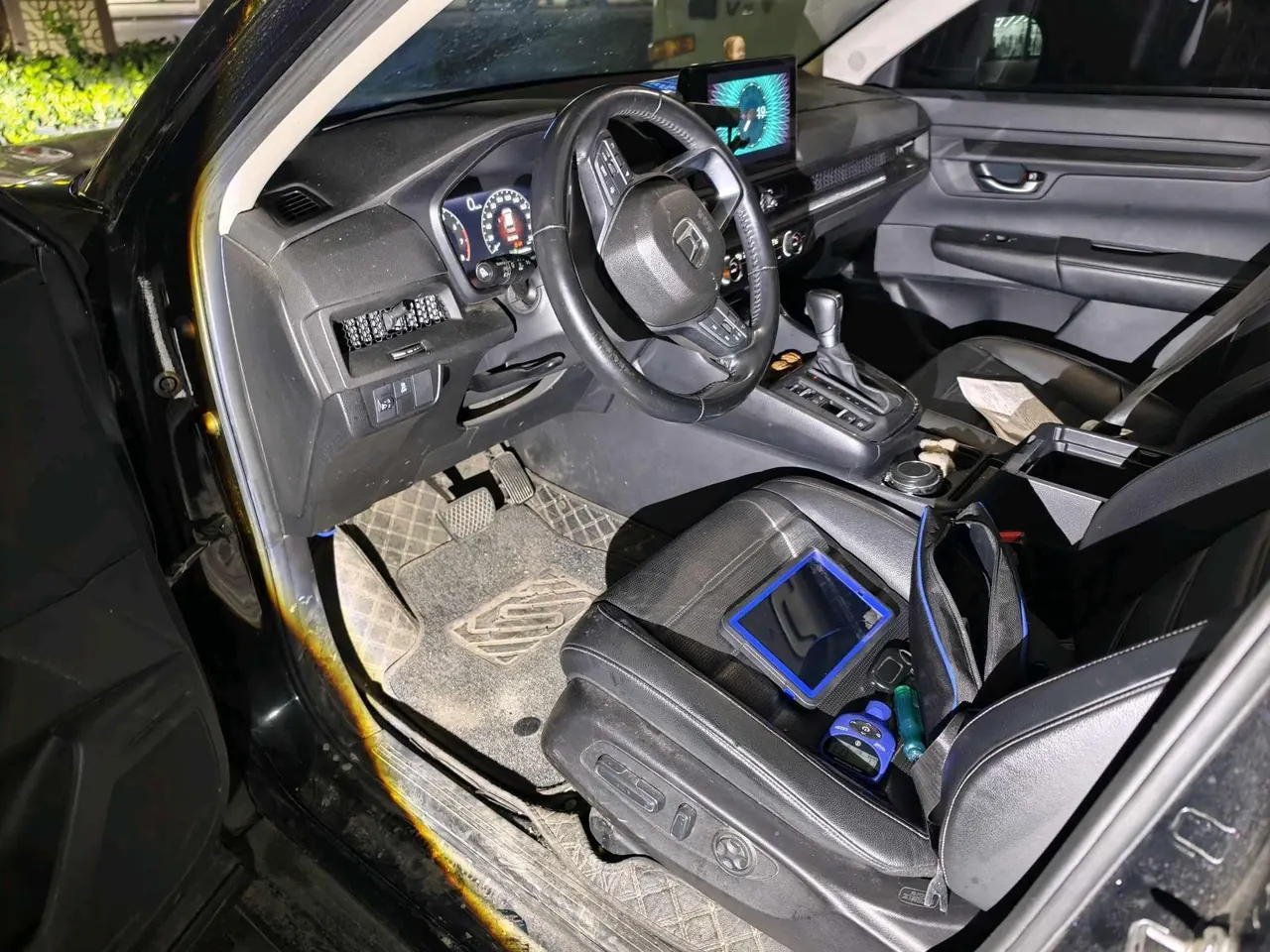 Honda 2023 CR-V 1.5T Stepless 240TURBO Two-Drive Smart Collar Edition Automatic Gear 2