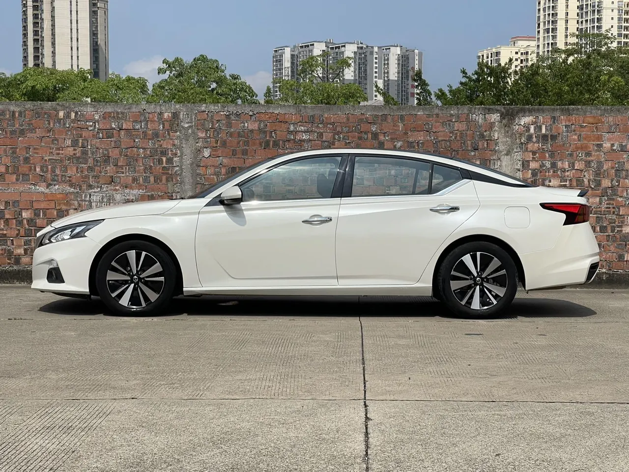 Nissan 2021 Teana 2.0 Stepless XL Comfort Edition Automatic Gear 3