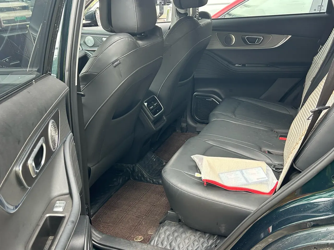 Chery 2024 Ruihu 8 PRO 1.6T 290T Champion Edition Two-Drive Highlight Edition 7-seat Automatic Gear 6