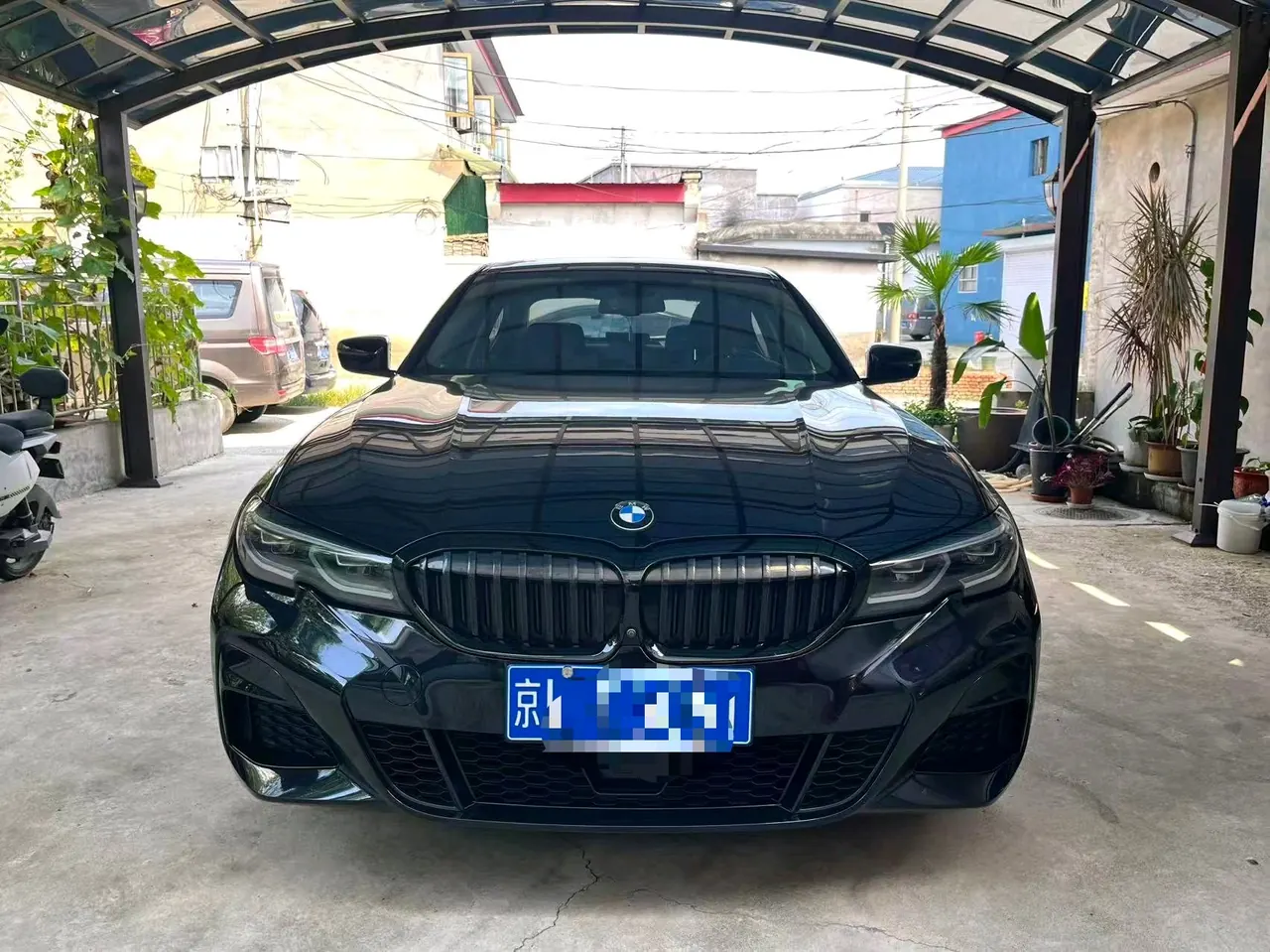 BMW 3 Series 2021 330Li xDrive 2.0T M Sports Obsidian Night Suit Automatic Gear 2