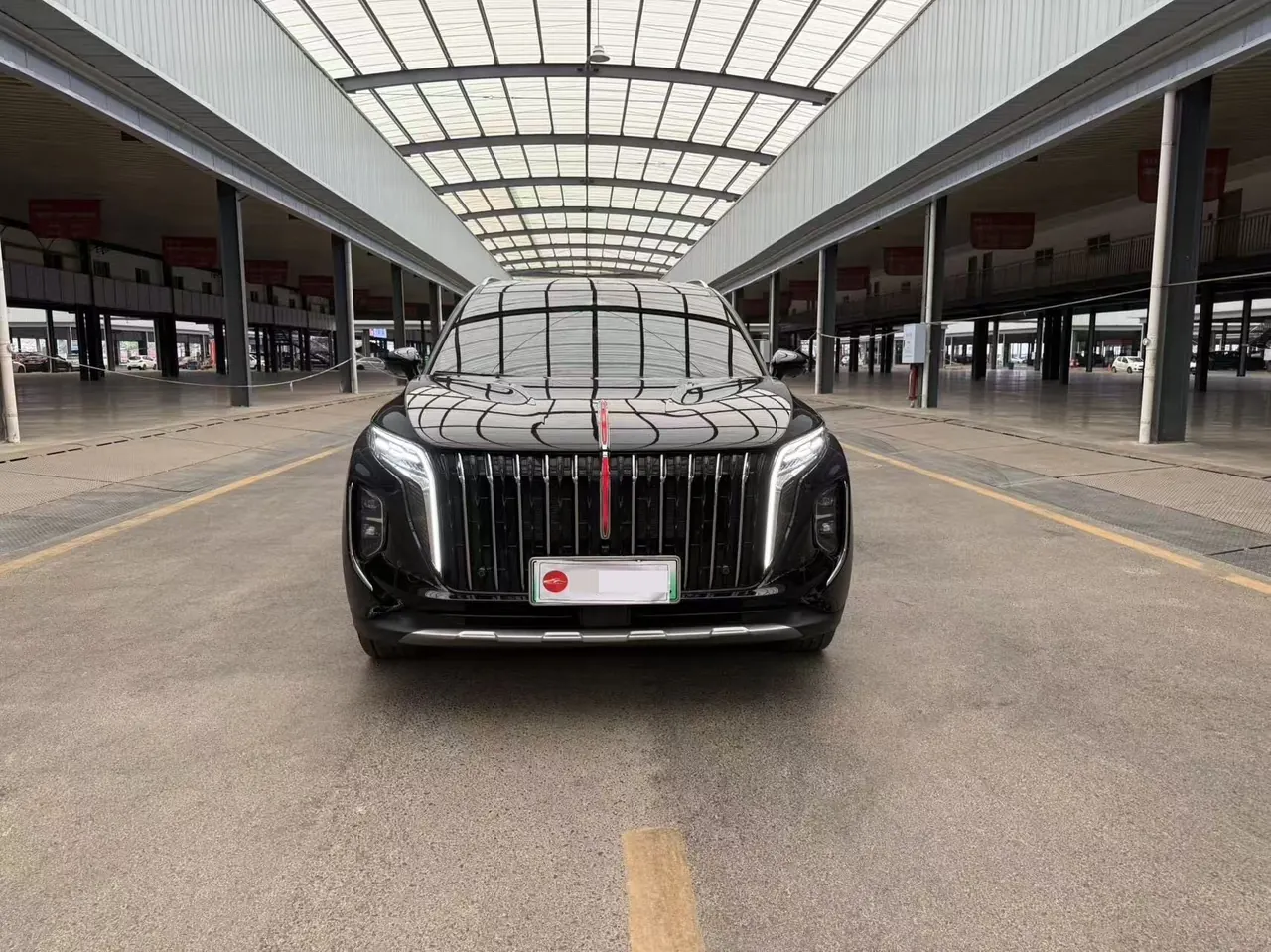 HongQi 2024 HS7 PHEV 2.0T 4-wheel drive flag smooth version 6-seat automatic gear 2