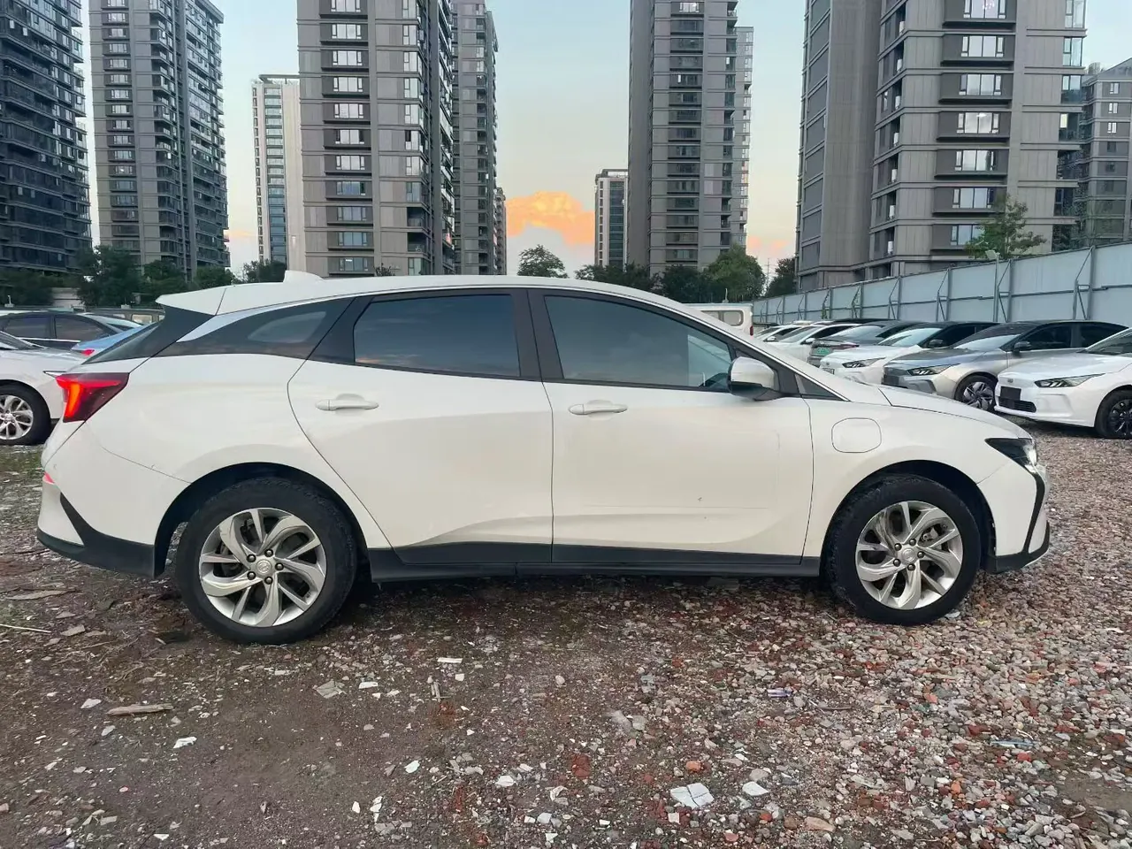 Buick 2024 Micro Blue 6(VELITE 6) 430km Premium Edition Automatic Gear 3