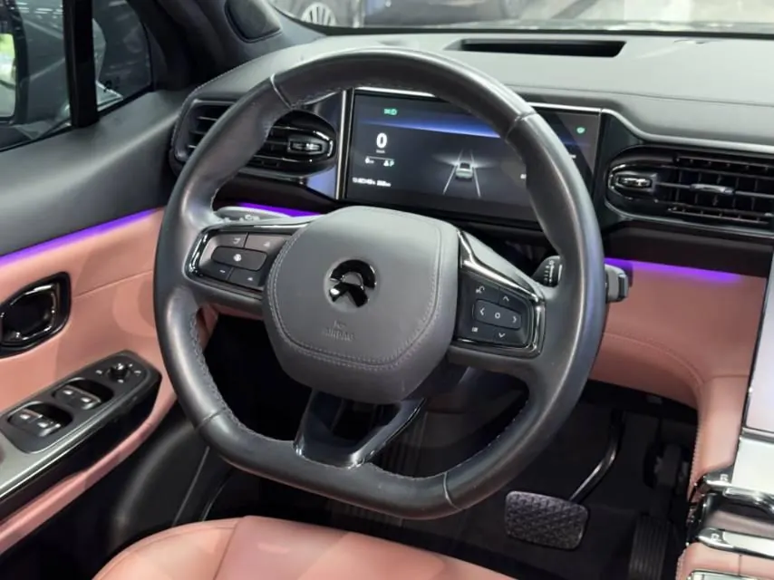 NIO 2020 EC 6 605KM Sports Edition Automatic Gear 11