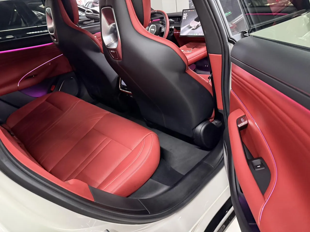 MI 2026 SU7 Standard Edition Automatic Gear 3