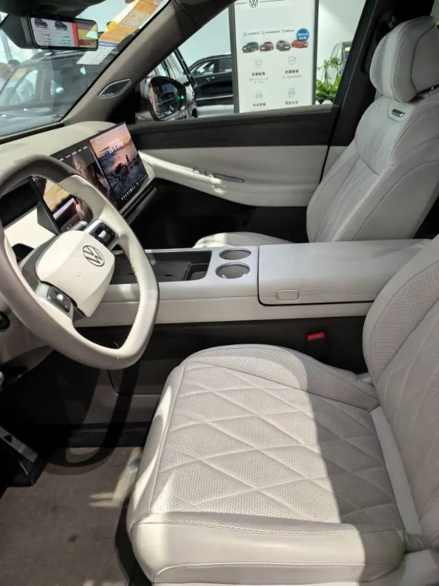 Volkswagen 2026 ID.ERA 9X Ultra 4-wheel drive automatic gear 3