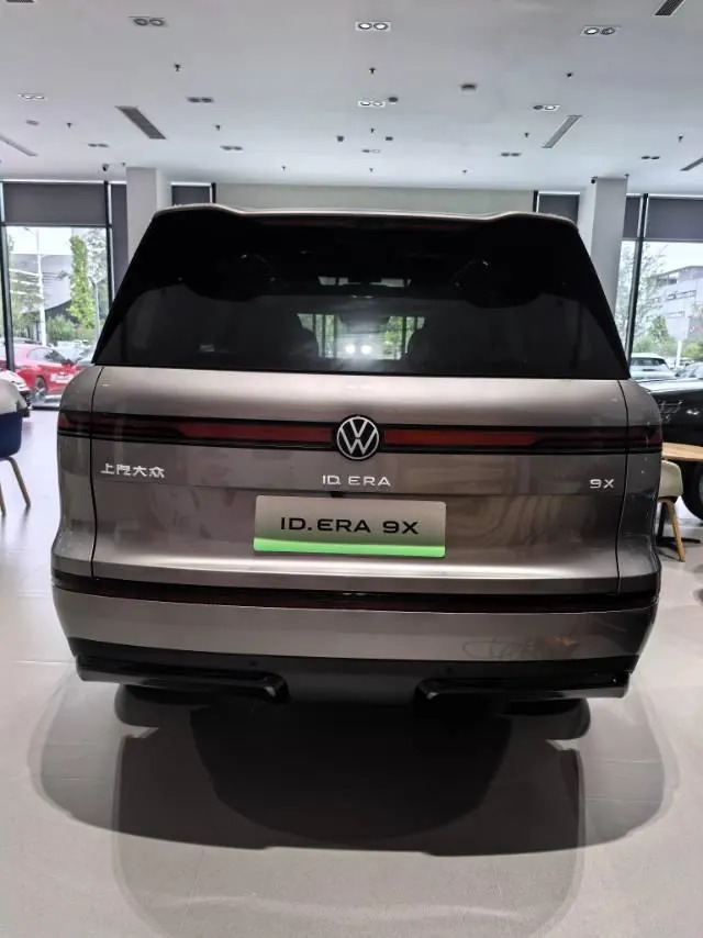 Volkswagen 2026 ID.ERA 9X Ultra 4-wheel drive automatic gear 6