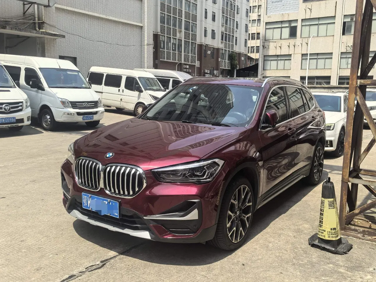Open image lightbox: BMW 2021 X1 xDrive25Li 2.0T exclusive automatic gear