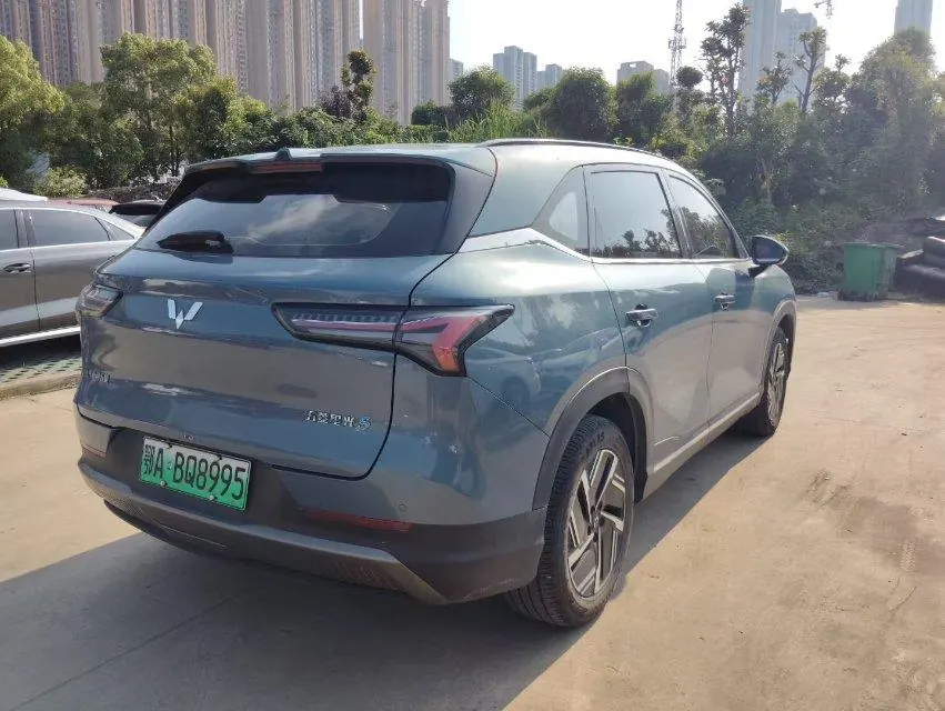 WuLing 2024 Starlight S 510km Flagship Automatic Transmission 9