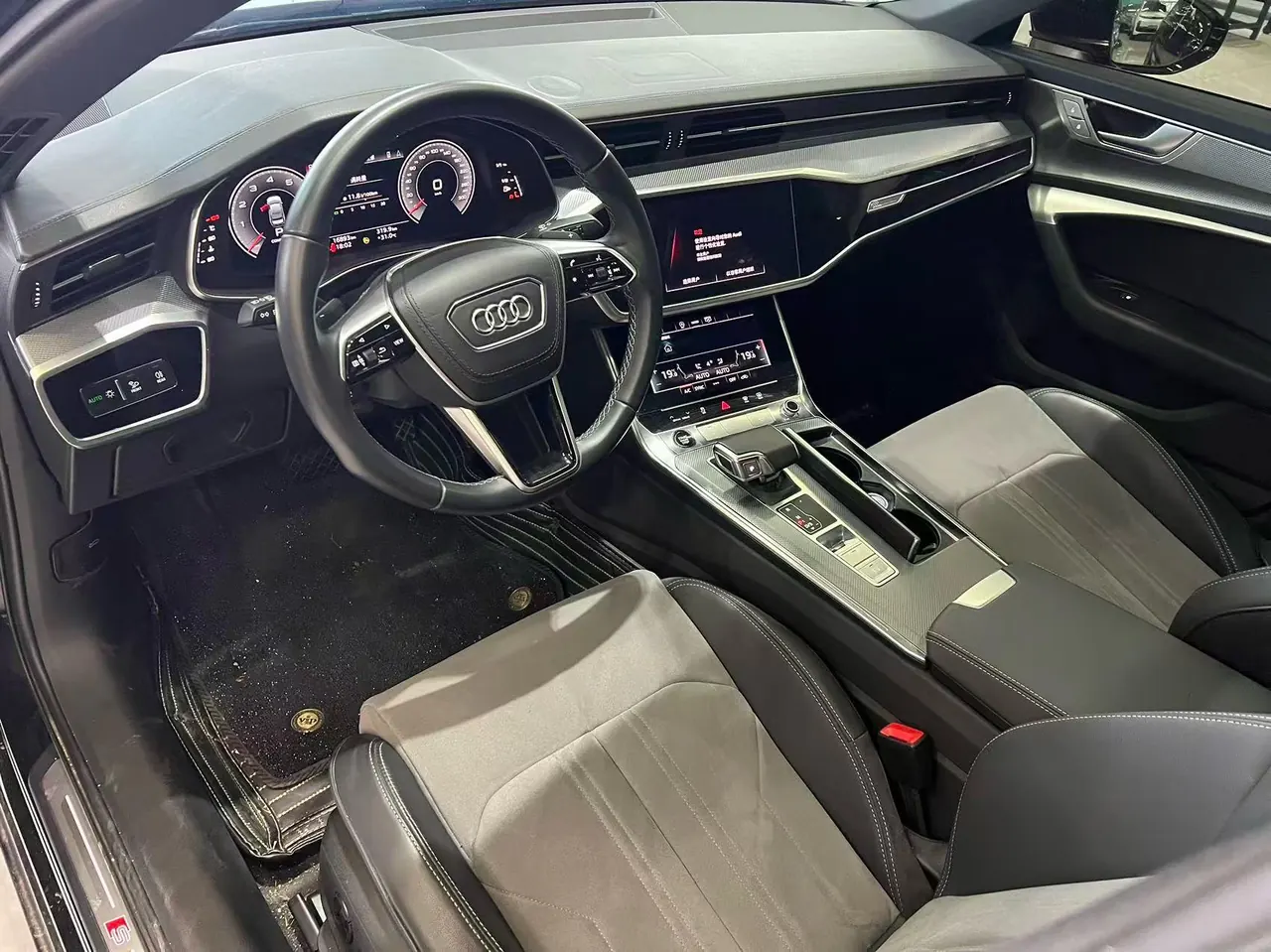 Audi 2024 A6L 2.0TFSI 40TFSI Deluxe Dynamic Automatic 4