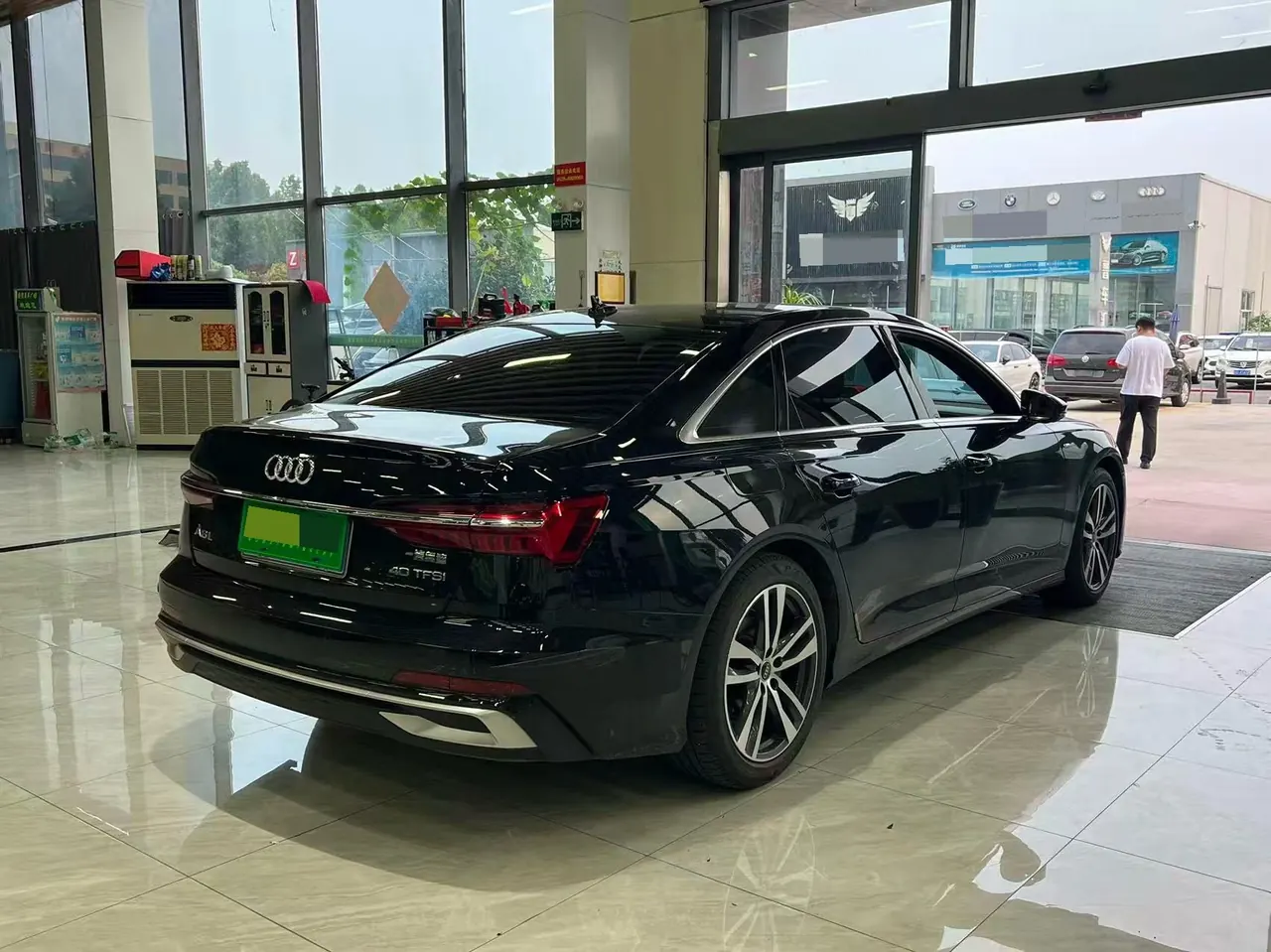 Audi 2024 A6L 2.0TFSI 40TFSI Deluxe Dynamic Automatic 9