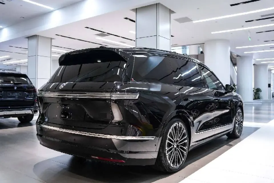 NIO 2026 ES8 6‑Seater Executive Signature Edition Automatic Transmission 9