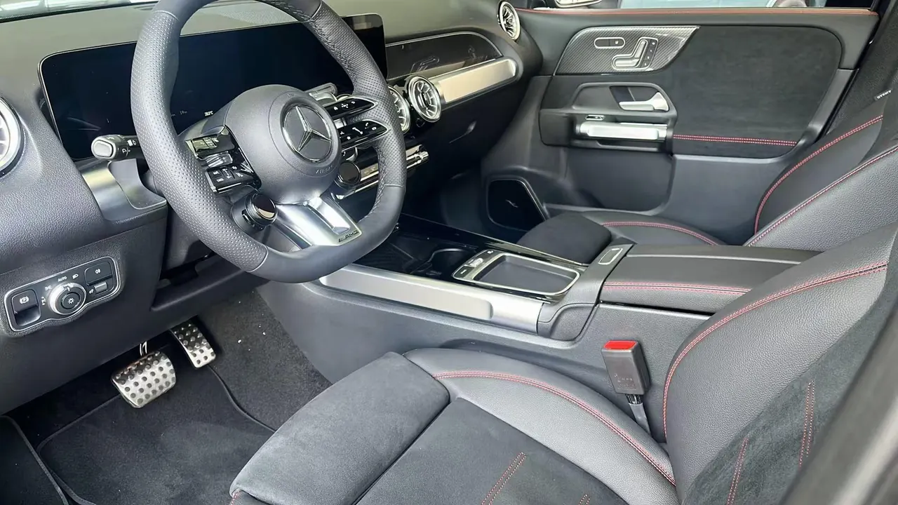 Mercedes Benz GLB AMG (Imported) 2026 GLB 35 AMG 4MATIC 48V 2.0T Automatic 4