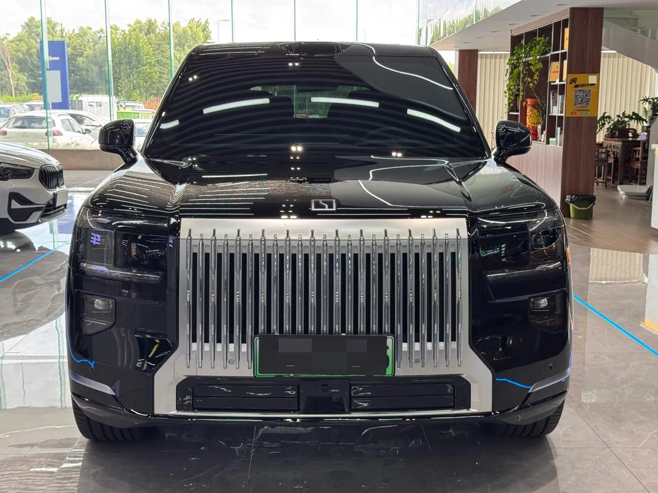 Zeekr 2025 Zeekr 9X 2.0T Ultra 55kWh automatic gear 2