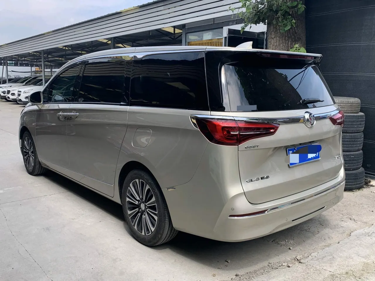 Buick 2021 GL8 ES Lu Zun 2.0T 653T Flagship Automatic Gear 6