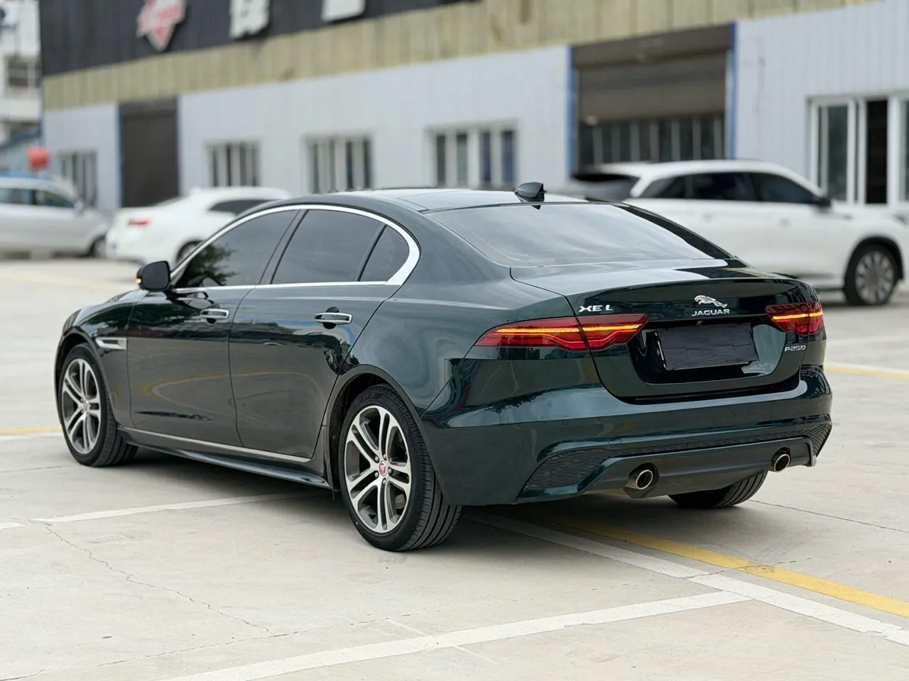 Jaguar 2021 XEL 2.0T 250PS R-DYNAMIC S Enterprising Sports Edition Automatic Gear 5