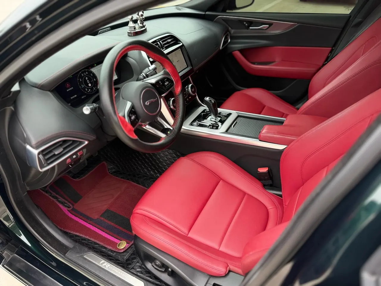 Jaguar 2021 XEL 2.0T 250PS R-DYNAMIC S Enterprising Sports Edition Automatic Gear 8