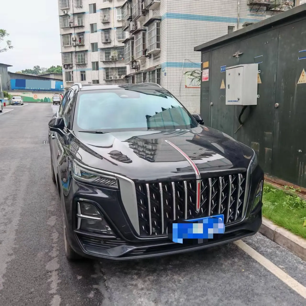 HongQi 2025 HS5 2.0T Two-Drive Flag Enjoy Pro Edition Automatic Gear 5