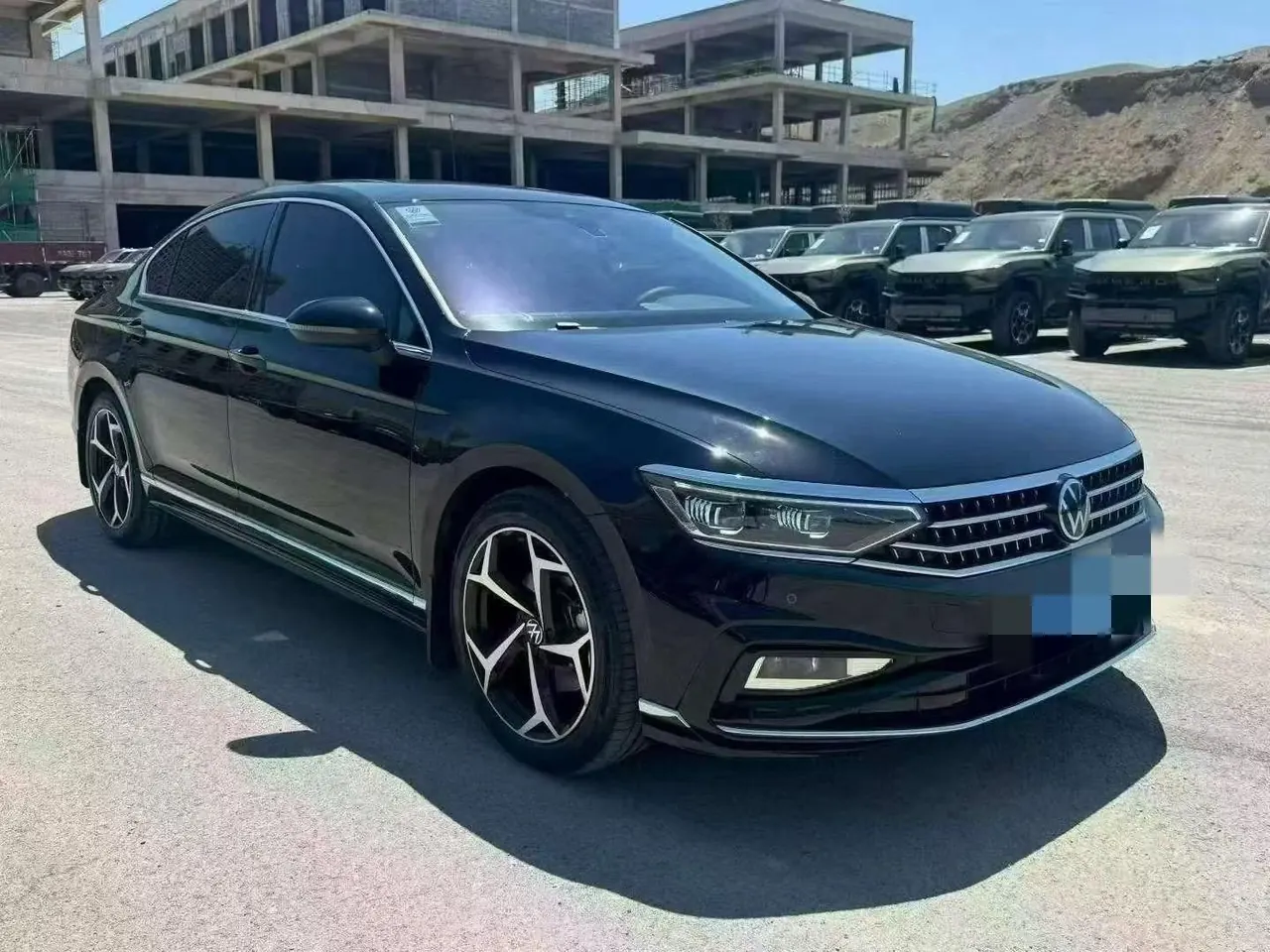 Volkswagen 2025 Magotan 2.0TSI 330TSI 2 million luxury automatic gear 3